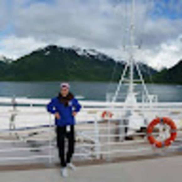 Meet your Posher, Riley - Picture 1 of 1